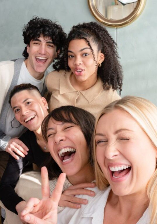 happy friends smiling